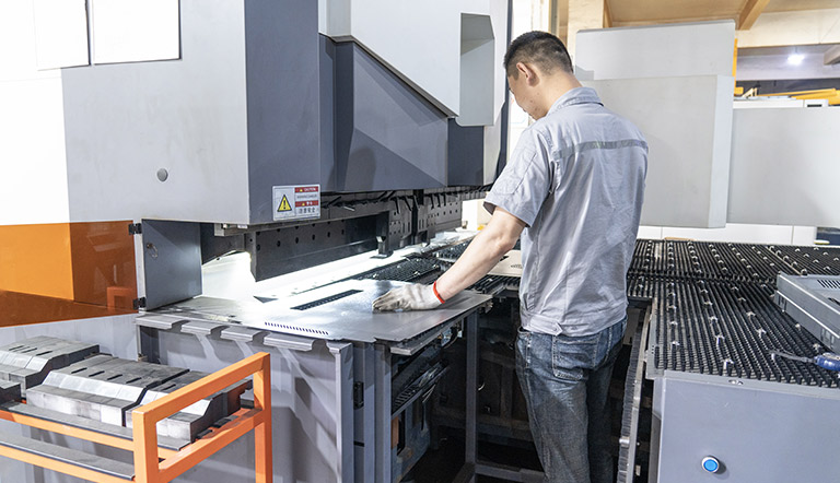 best-service-team-2-768x528(1)