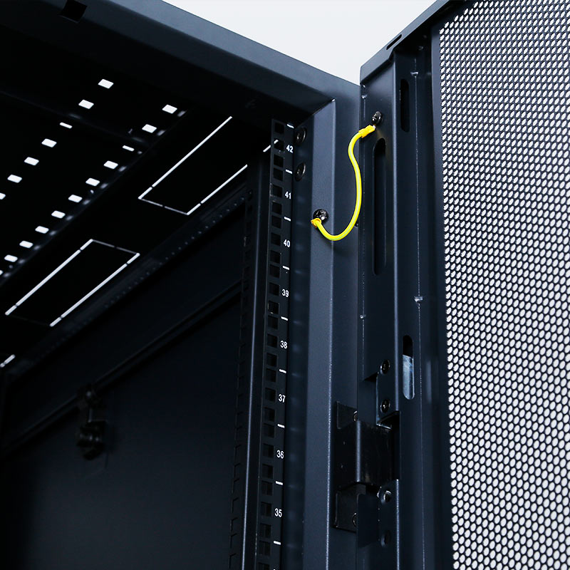 T-SC01 Series 19 Inch 42U Data Center Server Rack 1500KG Loading Capacity